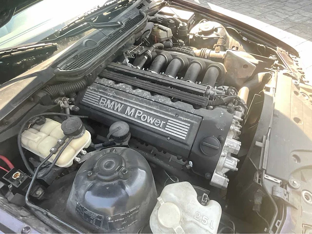 1996 bmw m3 sedan 3.2 oldtimers > 15 - afbeelding 28 van  36