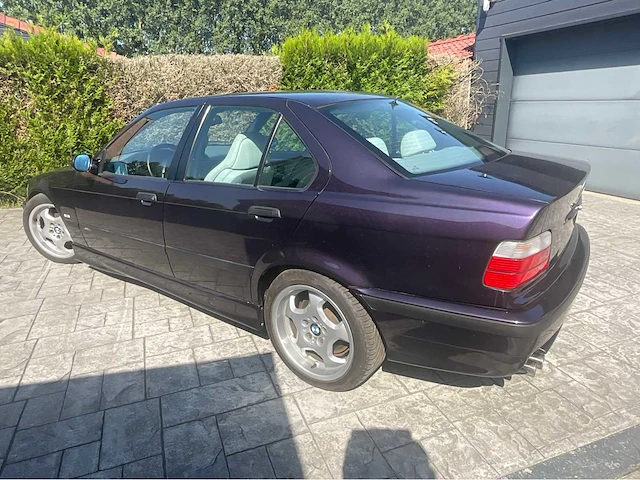 1996 bmw m3 sedan 3.2 oldtimers > 15 - afbeelding 23 van  36