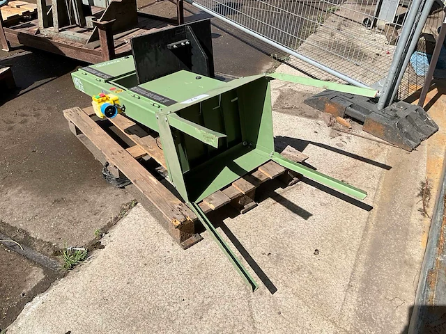 1996 elektra beckum bas 315 bandzaagmachine - afbeelding 2 van  6
