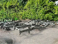 1996 mercedes unimog chassis (2x) - afbeelding 1 van  6