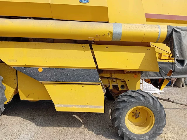 1996 new holland tx34 maaidorser - afbeelding 28 van  31