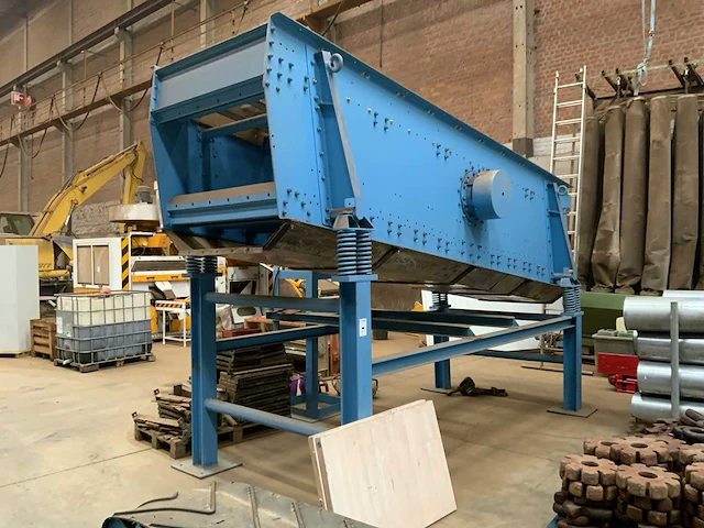 1996 overberg s1200x4000 industriële schudzeef - afbeelding 2 van  6
