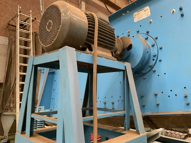 1996 overberg s1200x4000 industriële schudzeef - afbeelding 4 van  6