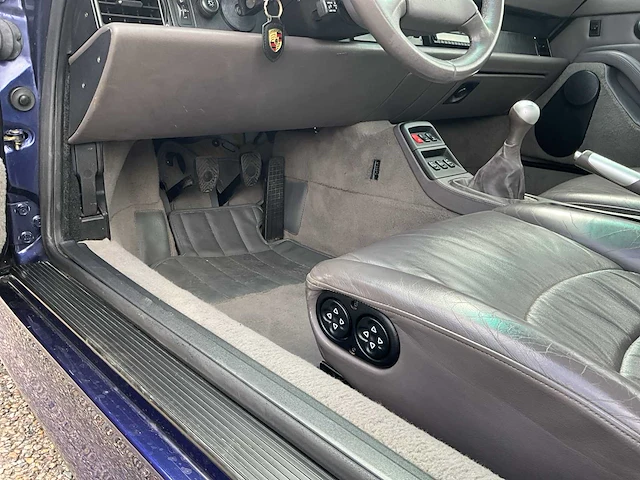 1996 porsche 993 carrera 4s - afbeelding 18 van  69