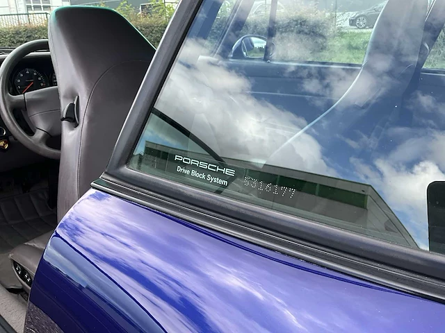 1996 porsche 993 carrera 4s - afbeelding 27 van  69