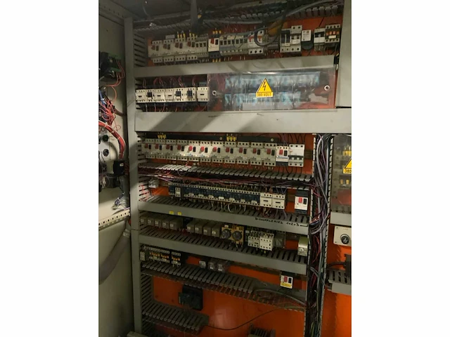 1996 sinco afe 6 hdpe blaasextruder - afbeelding 9 van  18