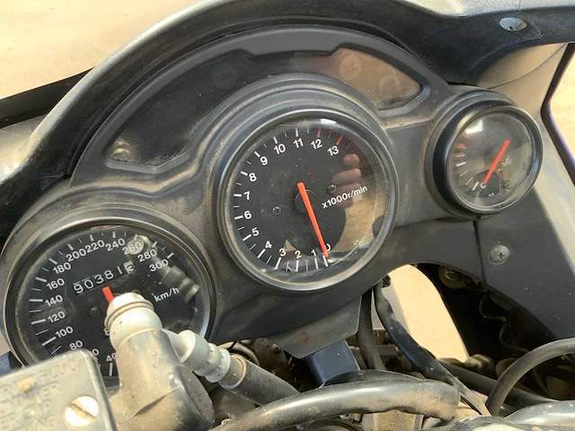 1996 suzuki rf 9002 gt73a motorfiets - afbeelding 12 van  13