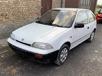 1996 suzuki swift personenauto - afbeelding 1 van  10