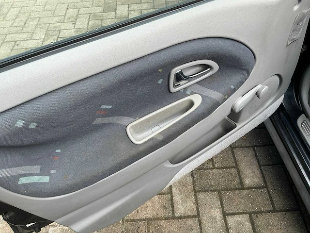 1996 volvo v40 personenauto - afbeelding 9 van  46