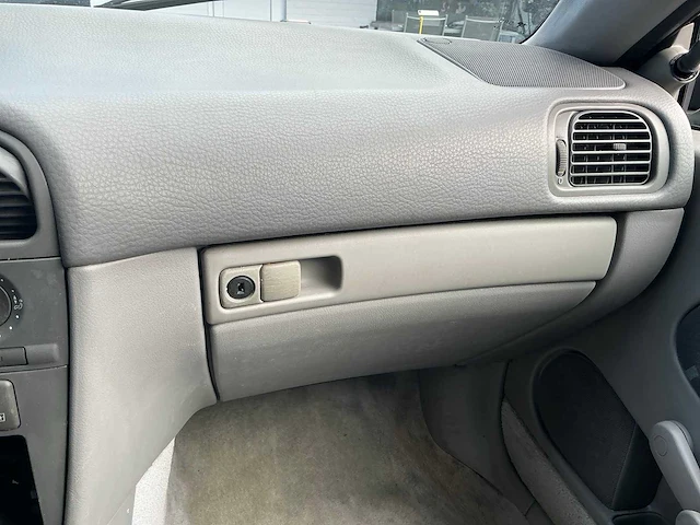 1996 volvo v40 personenauto - afbeelding 18 van  46