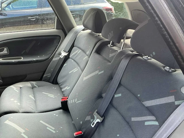 1996 volvo v40 personenauto - afbeelding 22 van  46