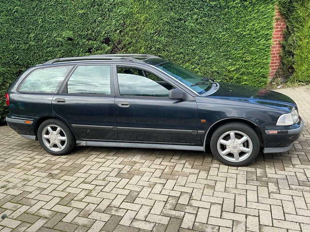 1996 volvo v40 personenauto - afbeelding 42 van  46