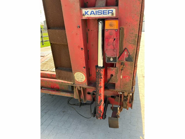 1997- kaiser - aanhanger dieplader 3-asser max 30km/h - afbeelding 13 van  38