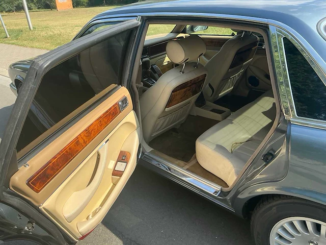 1997 daimler six dkamd personenauto - afbeelding 15 van  28