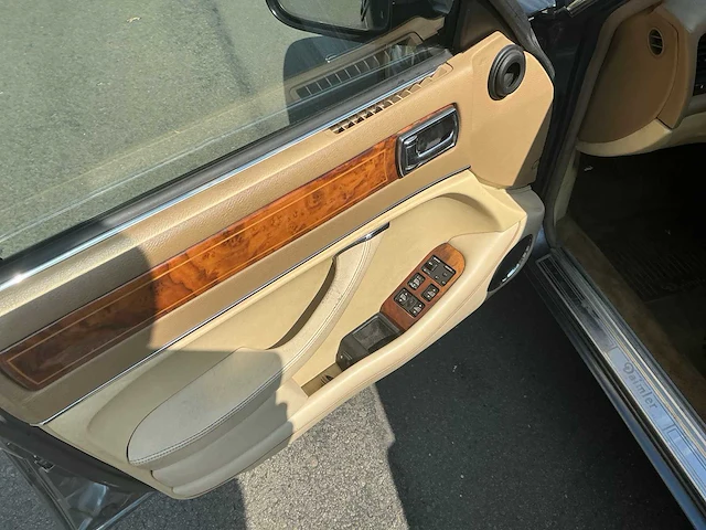 1997 daimler six dkamd personenauto - afbeelding 19 van  28