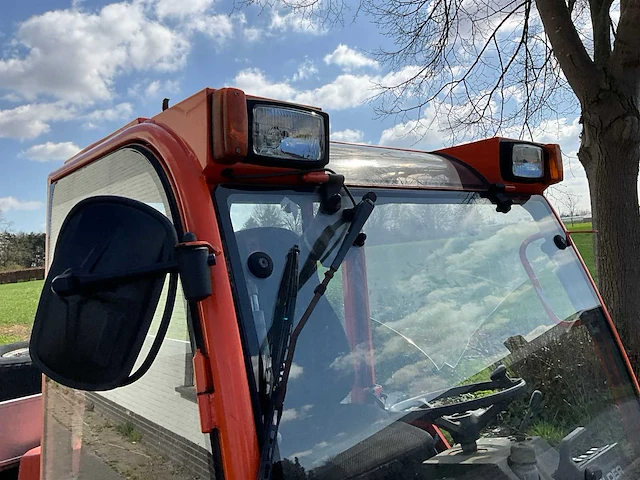 1997 holder c300 werktuigdrager - afbeelding 14 van  39