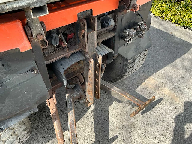 1997 holder c300 werktuigdrager - afbeelding 19 van  39