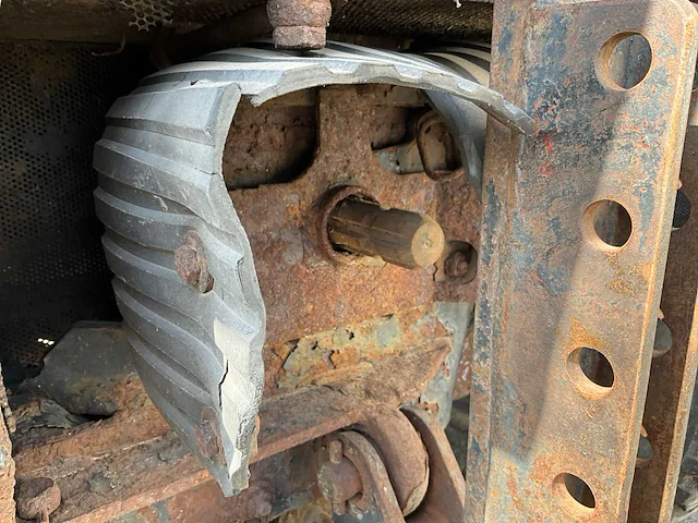 1997 holder c300 werktuigdrager - afbeelding 20 van  39