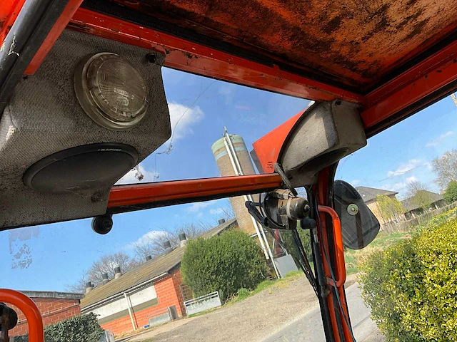 1997 holder c300 werktuigdrager - afbeelding 35 van  39