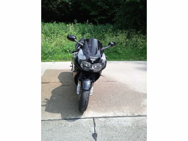 1997 honda cbr 900 motorfiets - afbeelding 4 van  7