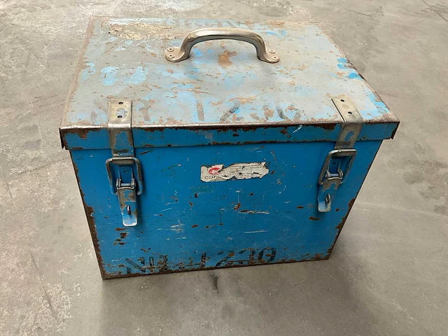 1997 kalzip zipping machine voor dakplaten metaalconstructie - afbeelding 8 van  9