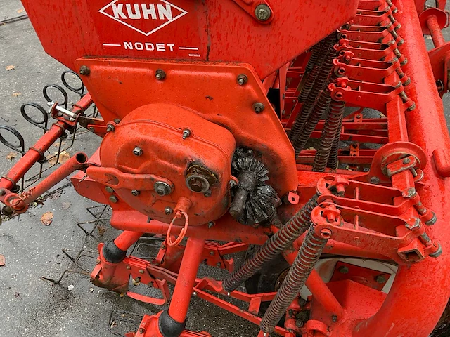 1997 kuhn nodet bs v6 precisiezaaimachine - afbeelding 3 van  17