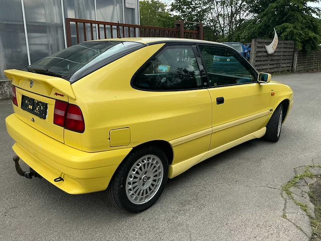 1997 lancia delta personenauto - afbeelding 47 van  50