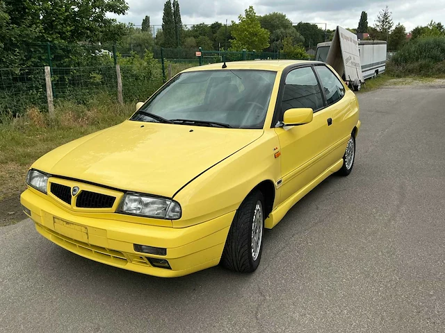 1997 lancia delta personenauto - afbeelding 50 van  50