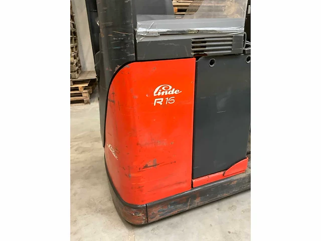 1997 linde r16n reach-truck - afbeelding 10 van  14