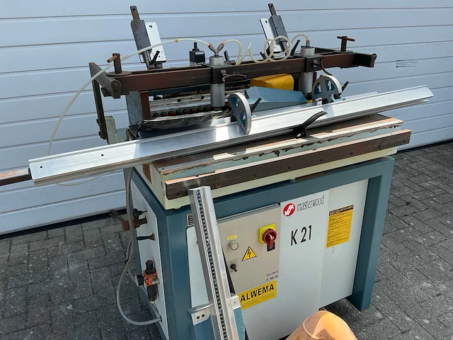 1997 masterwood k21 drevelmachine - afbeelding 1 van  10