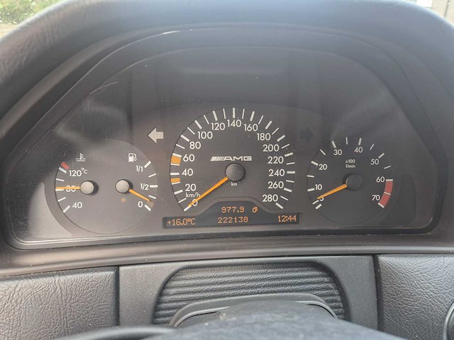 1997 mercedes-benz e55 amg v8 oldtimer - afbeelding 3 van  35