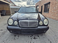 1997 mercedes-benz e55 amg v8 oldtimer - afbeelding 12 van  35