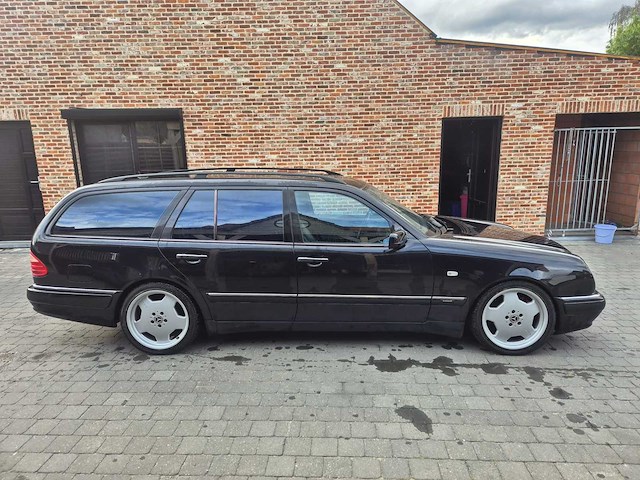 1997 mercedes-benz e55 amg v8 oldtimer - afbeelding 34 van  35