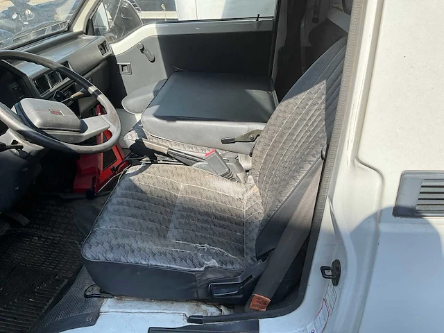 1997 mitsubishi l300 bestelwagen - afbeelding 9 van  24