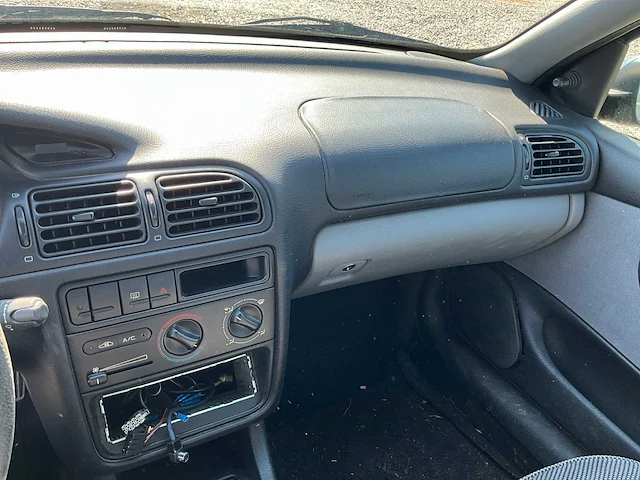 1997 peugeot 406 personenauto 1.9 d - afbeelding 17 van  35