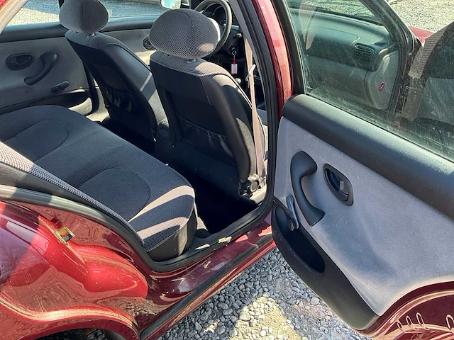 1997 peugeot 406 personenauto 1.9 d - afbeelding 19 van  35