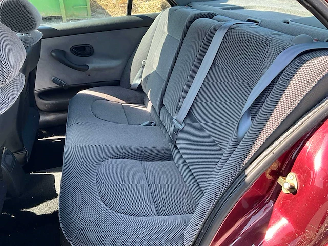 1997 peugeot 406 personenauto 1.9 d - afbeelding 20 van  35