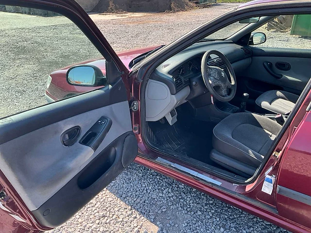 1997 peugeot 406 personenauto 1.9 d - afbeelding 24 van  35