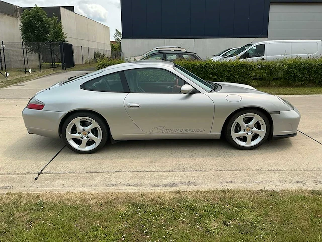 1997 porsche 911 - 996 classic car - afbeelding 27 van  30