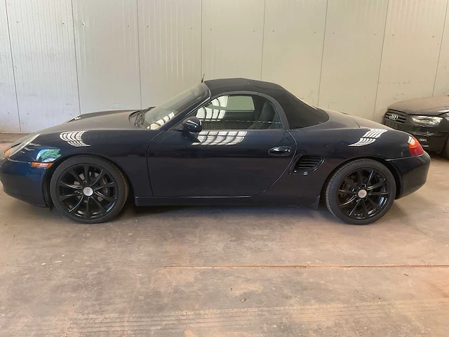 1997 porsche boxster personenauto - afbeelding 12 van  24