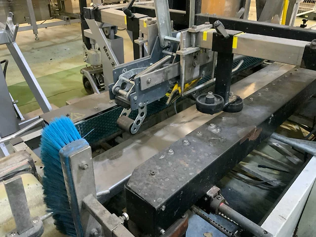 1997 supertape systems hf-7 dozen sluitmachine - afbeelding 4 van  10