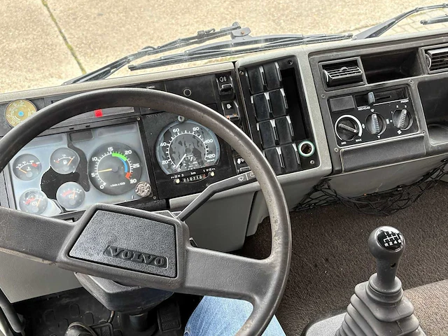 1997 volvo k29-34 kraanwagen - afbeelding 10 van  23