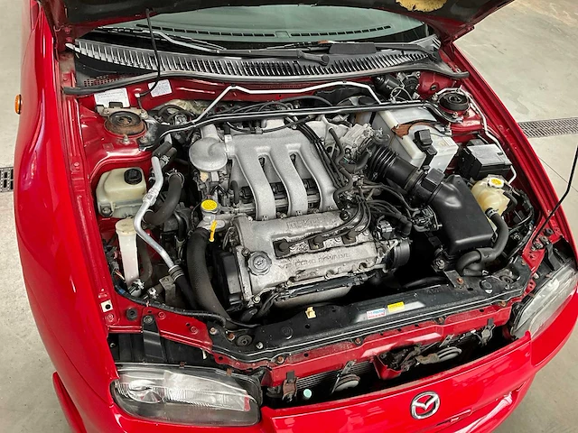 1998 - mazda 323f - personenauto - afbeelding 30 van  34