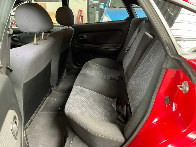 1998 - mazda 323f - personenauto - afbeelding 34 van  34