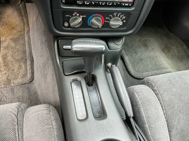 1998 - pontiac firebird - personenauto - afbeelding 18 van  26