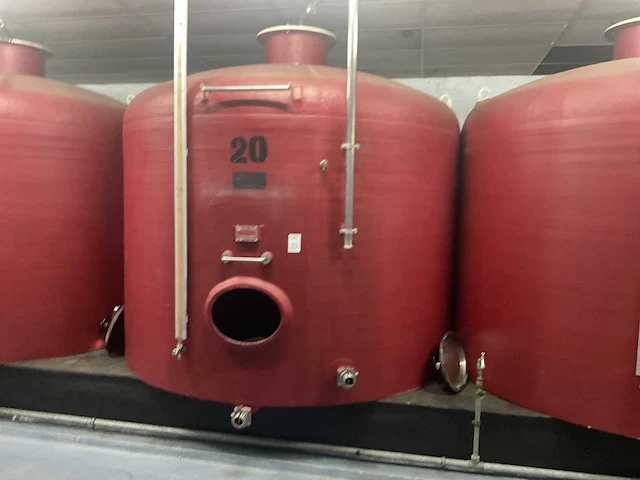 1998 agrifoy-cuverie wijnopslagtank - afbeelding 1 van  5