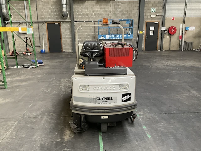1998 comac c100bs zelfrijdende veegmachine - afbeelding 7 van  13