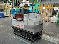 1998 comac c100bs zelfrijdende veegmachine - afbeelding 10 van  13