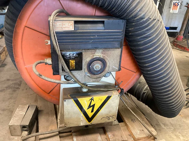 1998 d20 overige garage inventaris - afbeelding 2 van  5