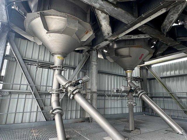 1998 ellitmetal silobouw tank / schip - afbeelding 26 van  32